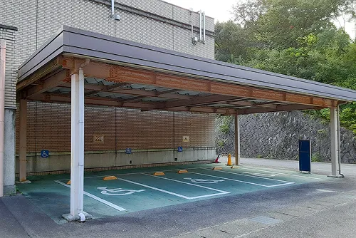 身体障害者用駐車場 案内3